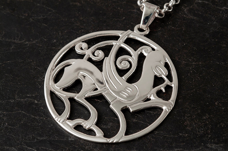 Quendale Beast Large Pendant