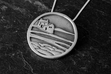 Load image into Gallery viewer, Avril Thomson Smith x Shetland Jewellery Lodberries Pendant