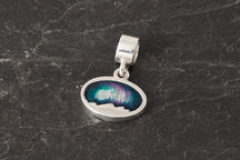 Load image into Gallery viewer, Foula oval charm