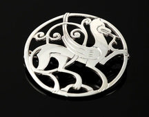 Load image into Gallery viewer, Quendale Beast Large Brooch