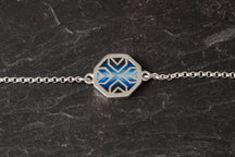 Load image into Gallery viewer, Fara Heart Bracelet