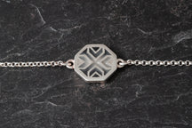 Load image into Gallery viewer, Fara Heart Bracelet