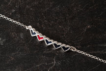 Load image into Gallery viewer, Peerie Smoorikin Bracelet with 5 Hearts
