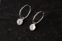 Load image into Gallery viewer, Öyger mismatch peerie studs/hoops