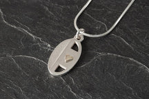 Load image into Gallery viewer, Voar Oval Pendant