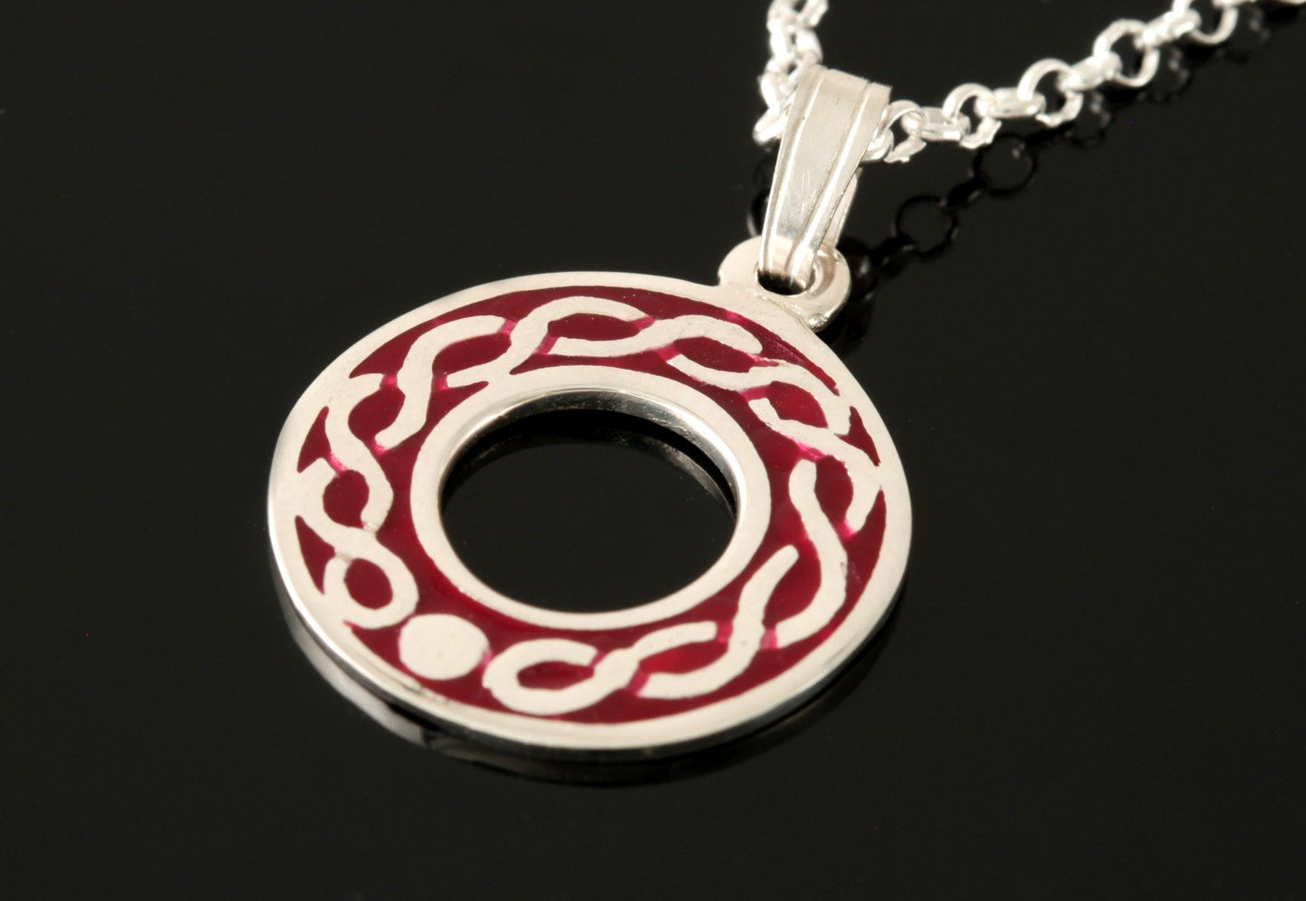 Celtic Circle enamelled full knot Pendant