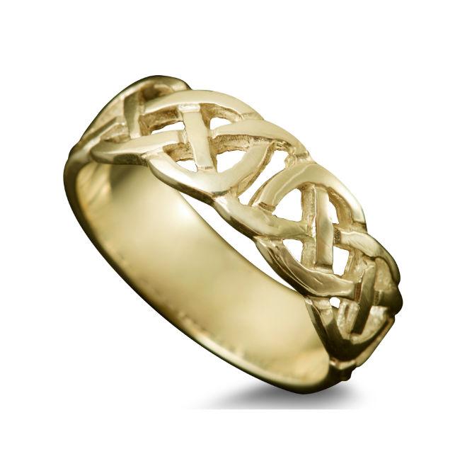 Vaila Celtic Ring in 18ct Yellow Gold