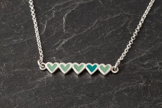 How to care for your jewellery on holiday