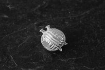 Load image into Gallery viewer, Baa O Oo, Ball of Wool charm

