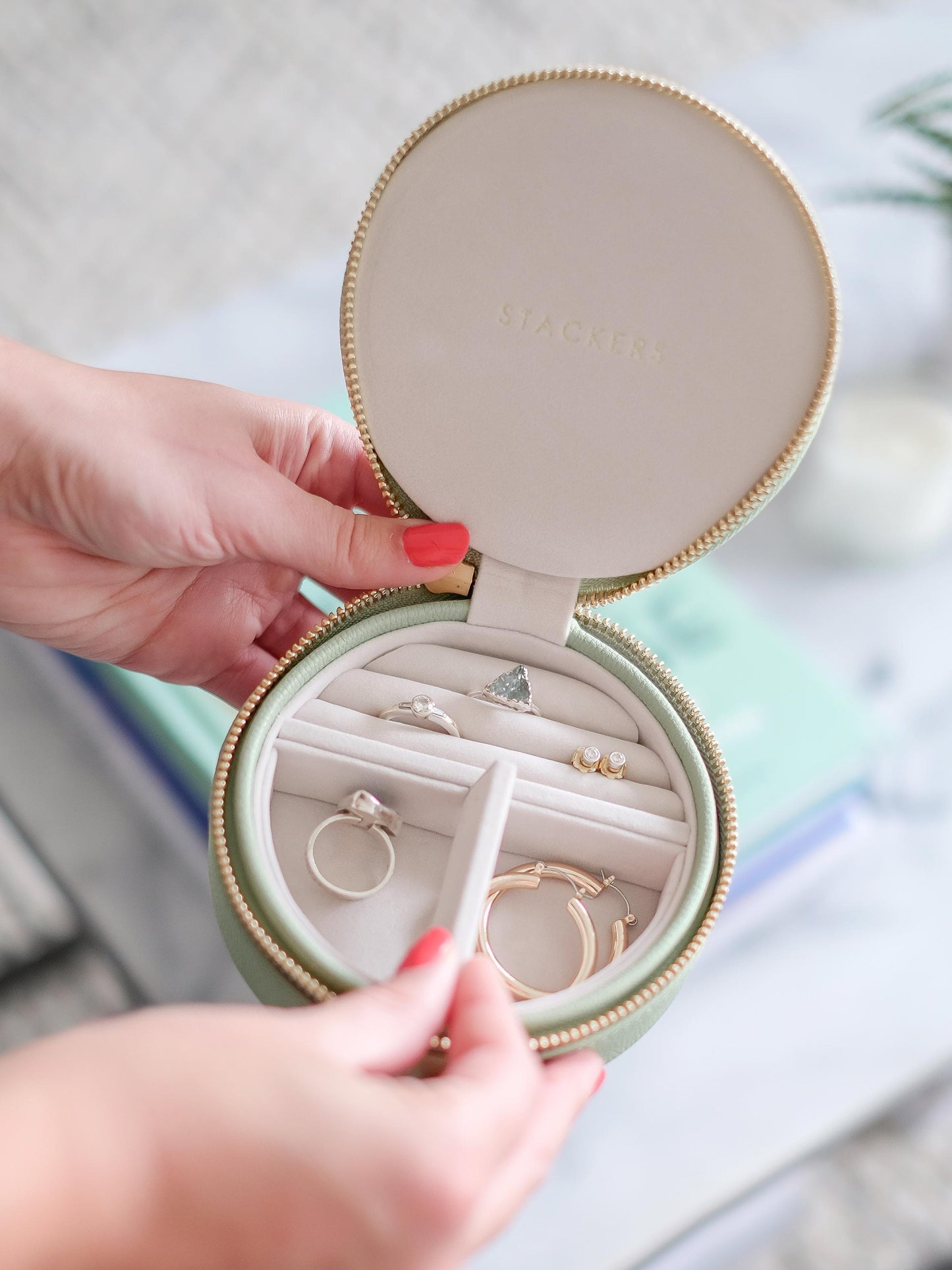 Round Stackers Travel Jewellery Box
