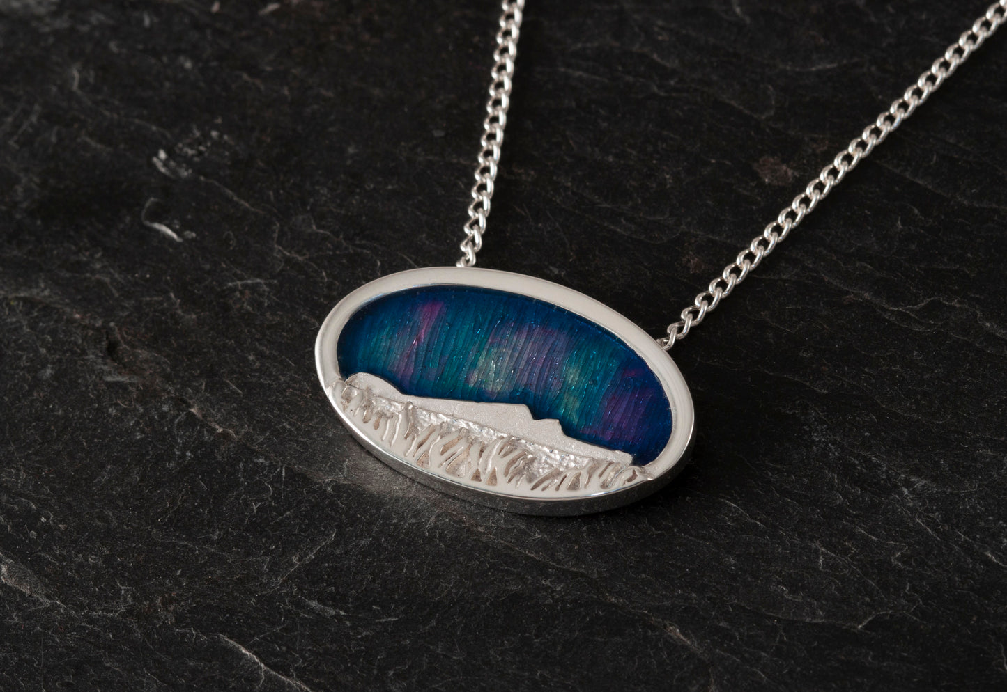 Foula oval Pendant | In Stock