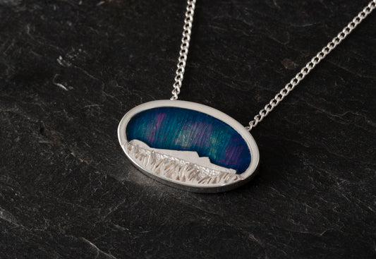 Foula oval Pendant