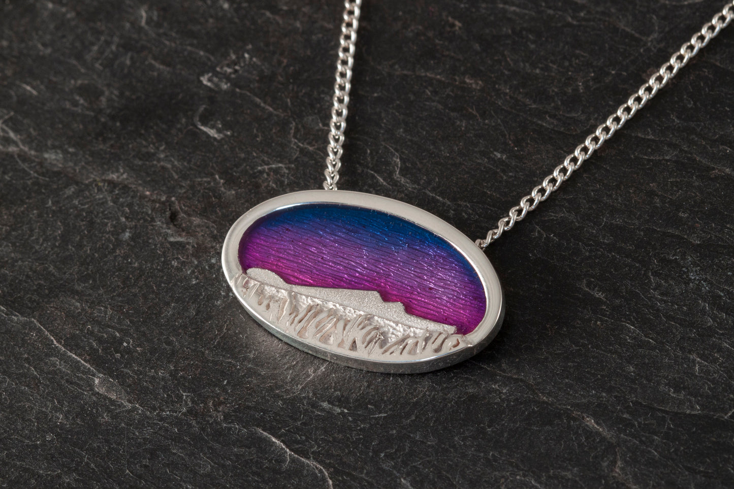 Foula oval Pendant | In Stock