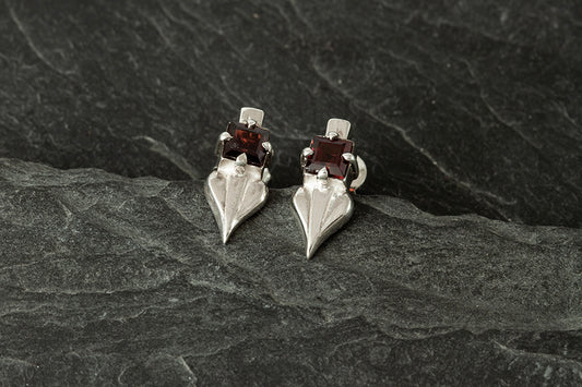 Glasgow Girls Earrings with Amethyst or Garnet