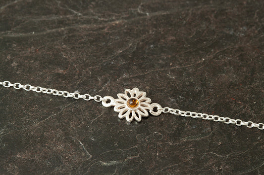 Small Daisy Bracelet - April