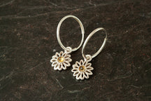 Load image into Gallery viewer, Daisy Earrings - April
