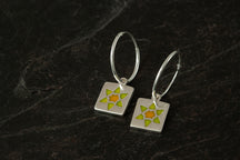 Load image into Gallery viewer, Small Daffodil Earrings - March

