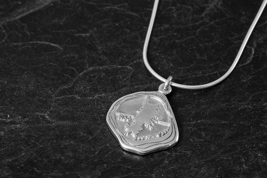 FIBO Fair Isle Bird Observatory Small Pendant