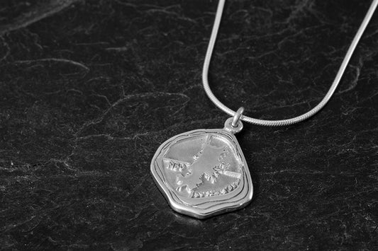 FIBO Fair Isle Bird Observatory Small Pendant
