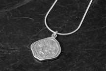 Load image into Gallery viewer, FIBO Fair Isle Bird Observatory Small Pendant

