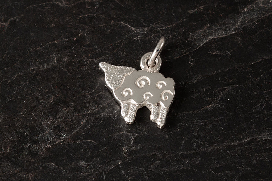 Plain sheep charm