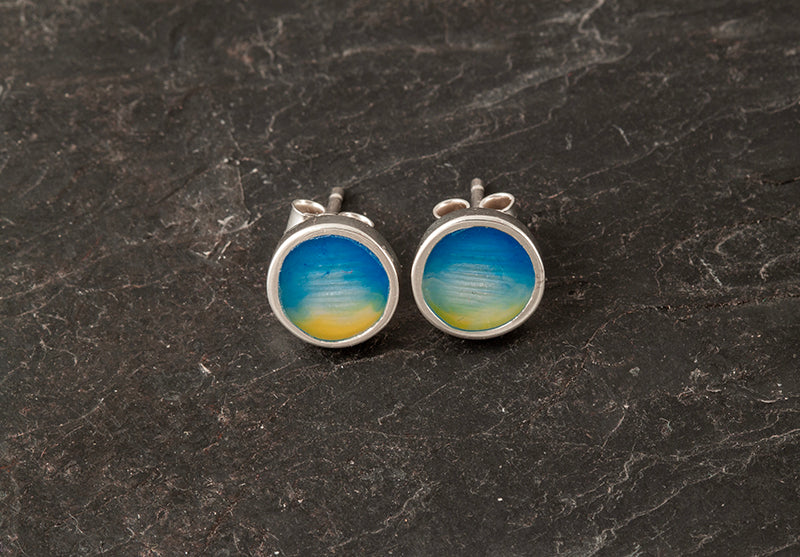 Mini Clousta studs