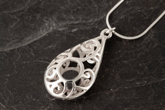 Freija Large Teardrop Pendant