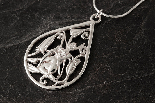 Freija Medium Pendant