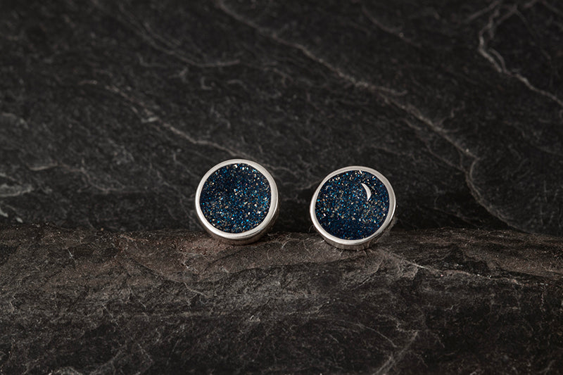 Mini Clousta studs