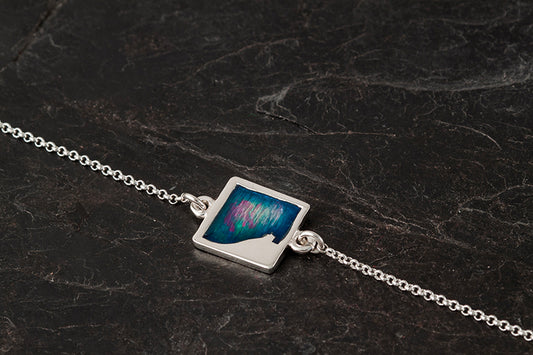 Mirrie dancer single square bracelet