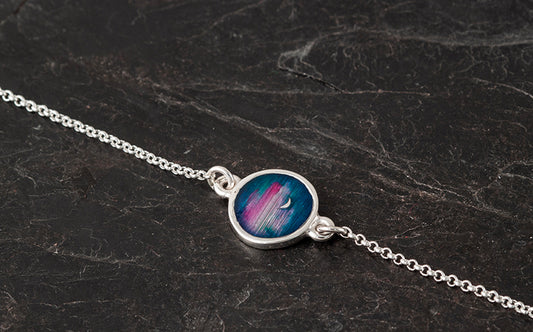 Mirrie Dancer single round bracelet