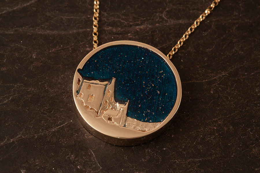 Busta House Hotel Pendant