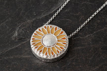 Load image into Gallery viewer, Sól Sunflower Enamelled Pendant
