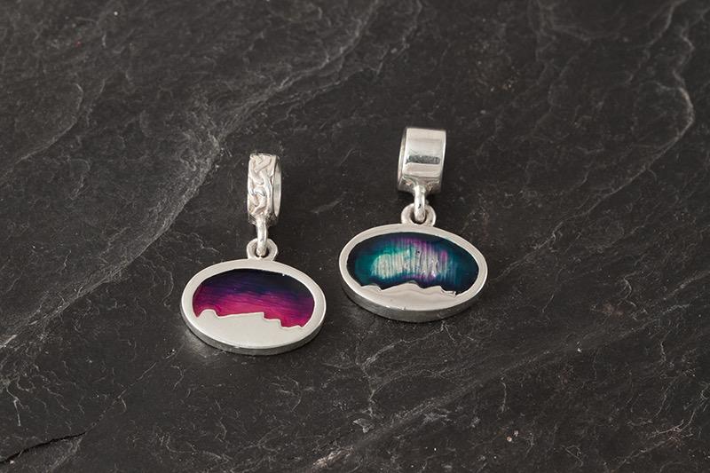 Foula oval charm