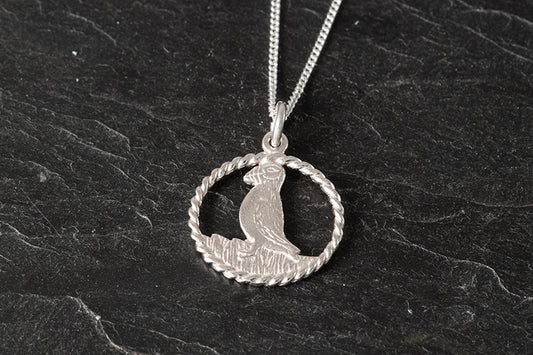 Tammie Norrie - Puffin small twist pendant
