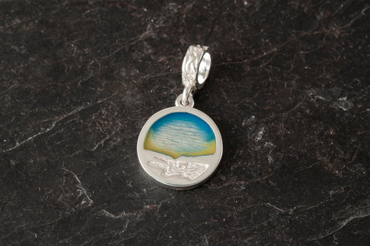 Clousta charm