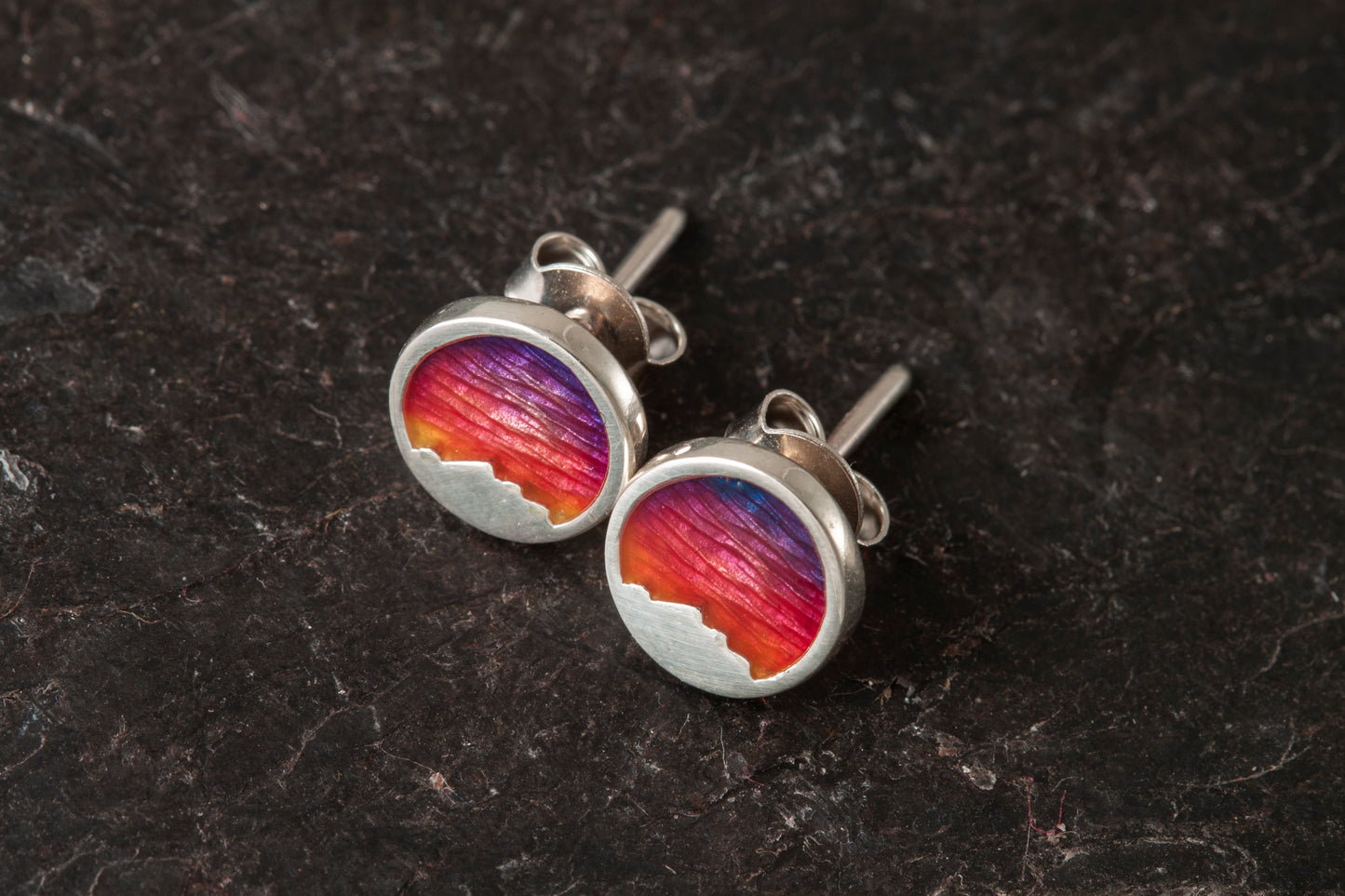 Foula round mini studs
