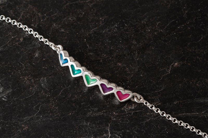 Peerie Smoorikin Bracelet with 5 Hearts