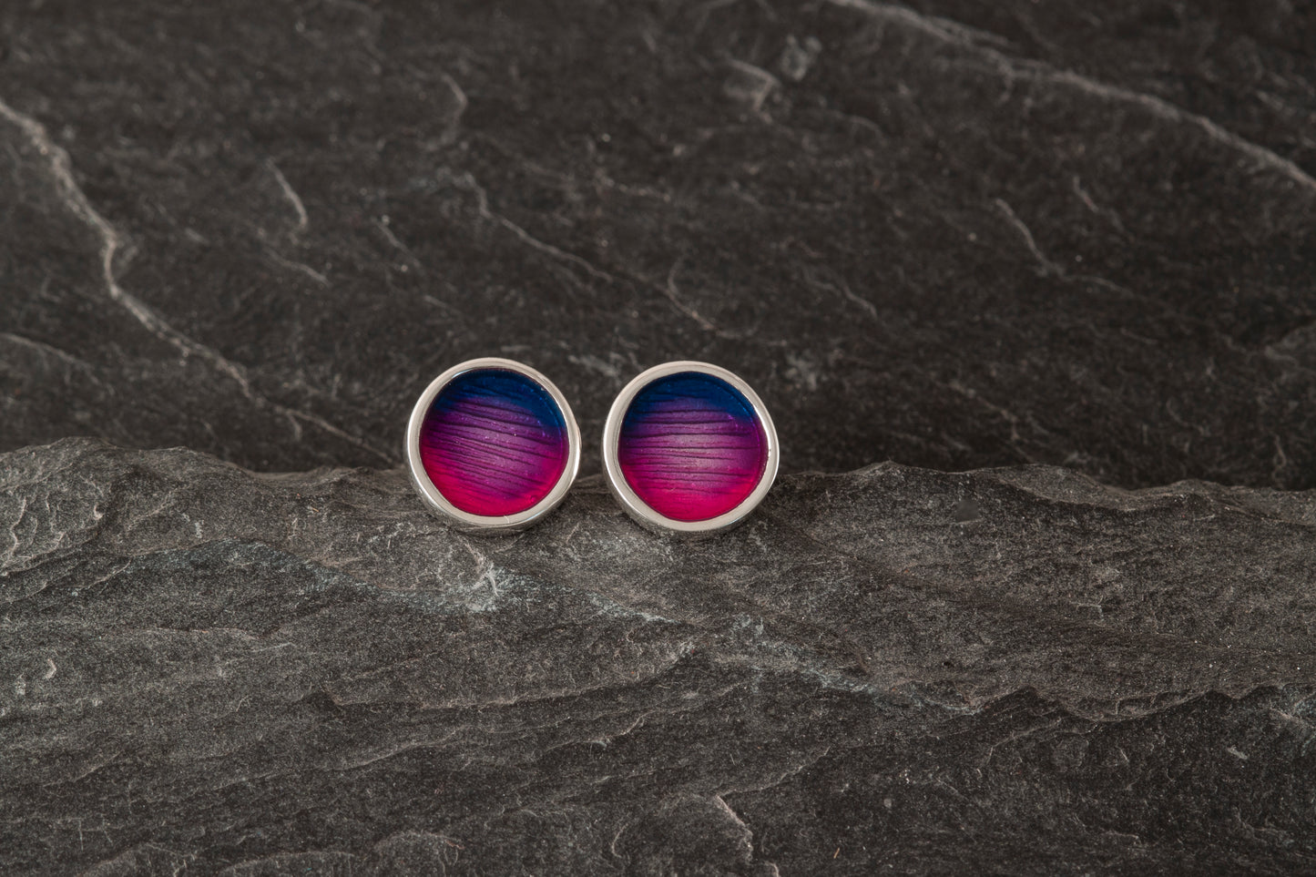 Mini Clousta studs