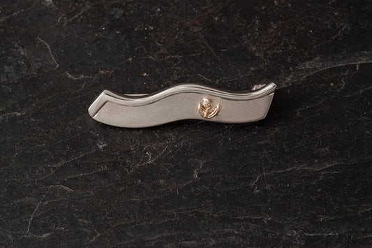 Voar Wavy Brooch