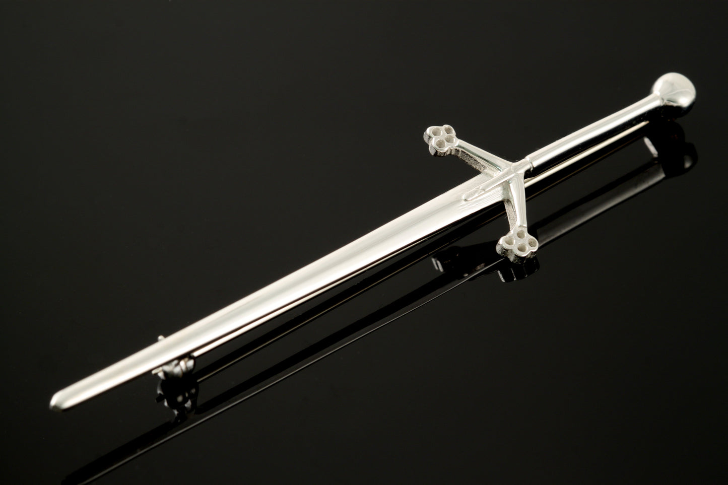 Claymore Kilt Pin
