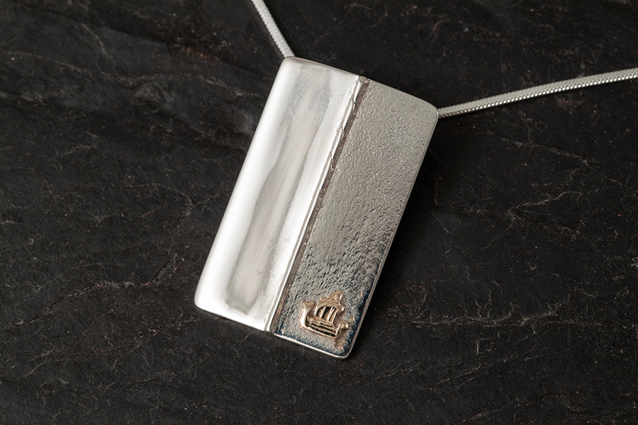 Voar Pendant