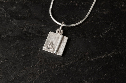 Voar Square Pendant