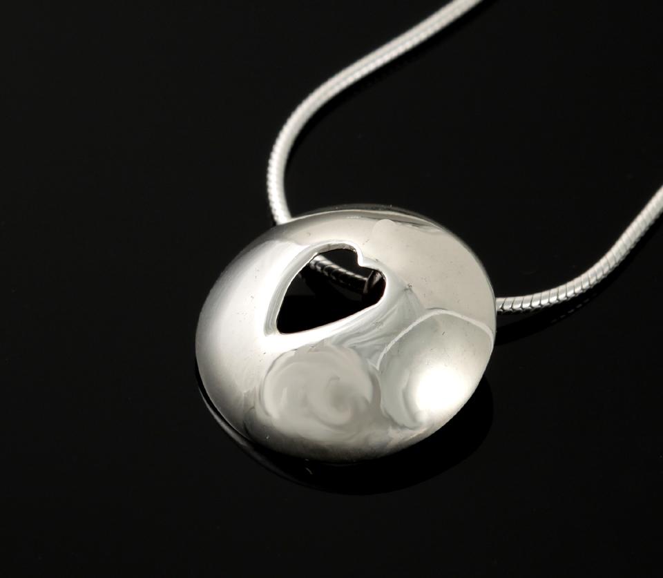 Peerie Smoorikins heart Pendant