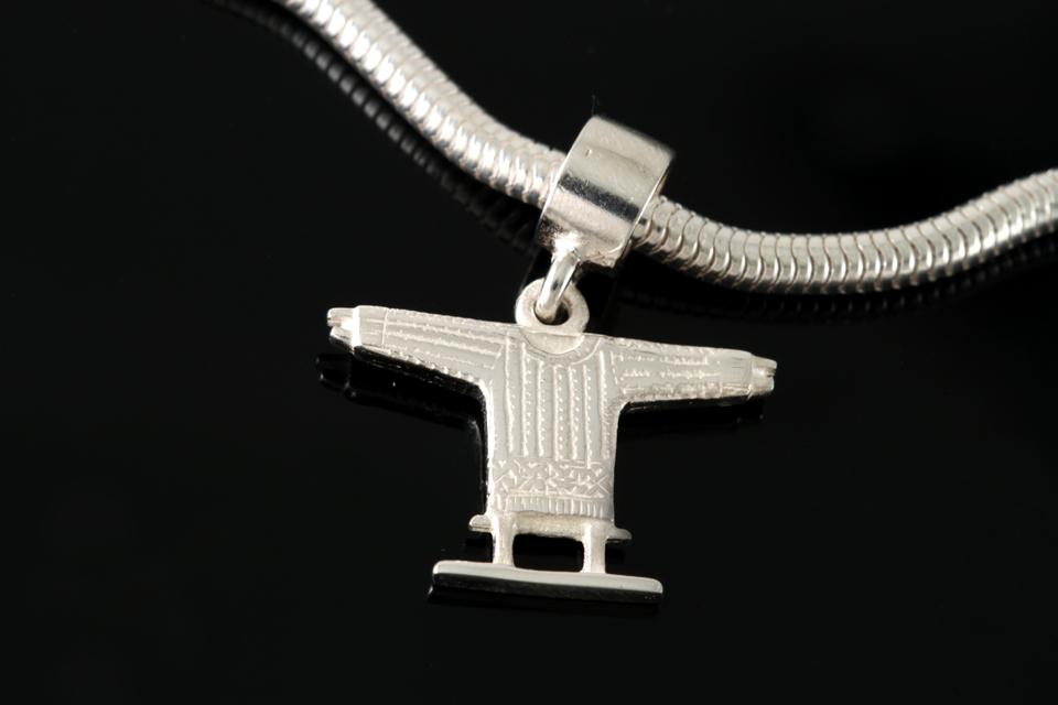 Jumper Board Charm
