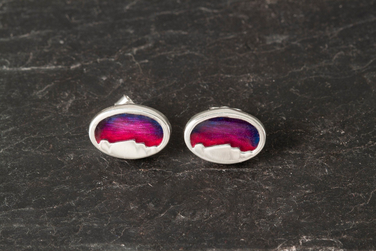 Foula oval earrings