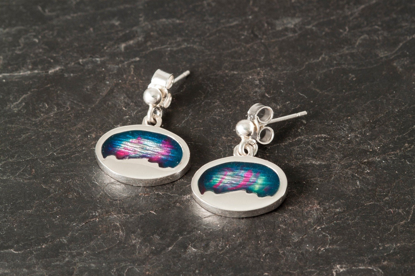 Foula oval earrings