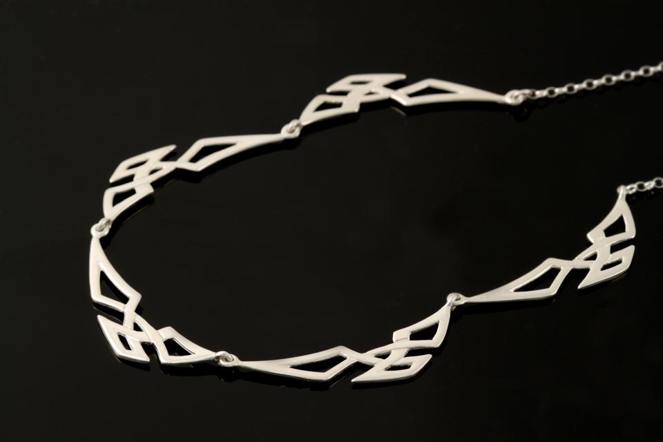 Triquetra five part Line of Life Necklet