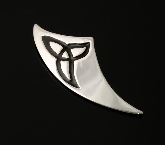 Triquetra Curved Brooch Medium