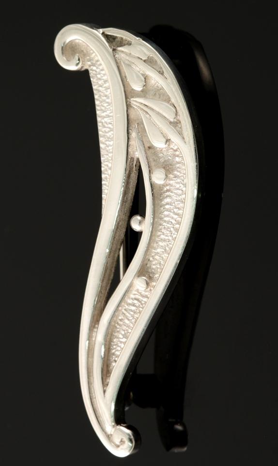 Glasgow Girls Brooch